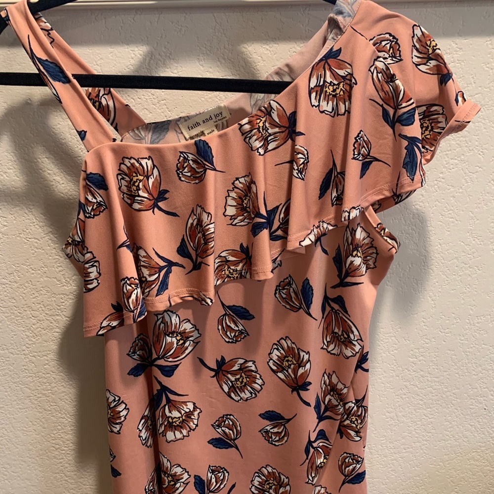 Asymmetrical top